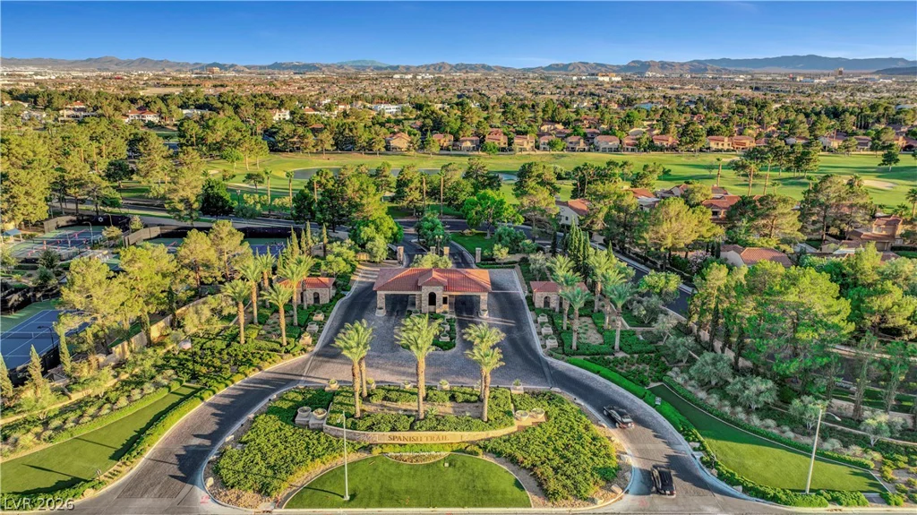 7995 Rio Rico, Las Vegas, NV 89113