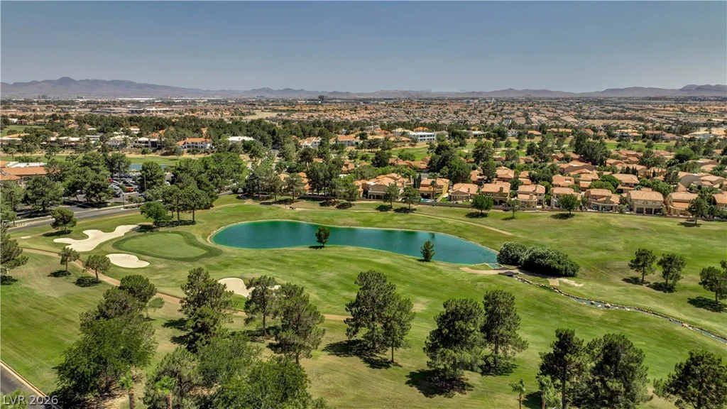 7995 Rio Rico, Las Vegas, NV 89113