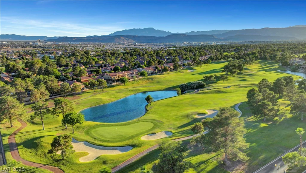 7995 Rio Rico, Las Vegas, NV 89113