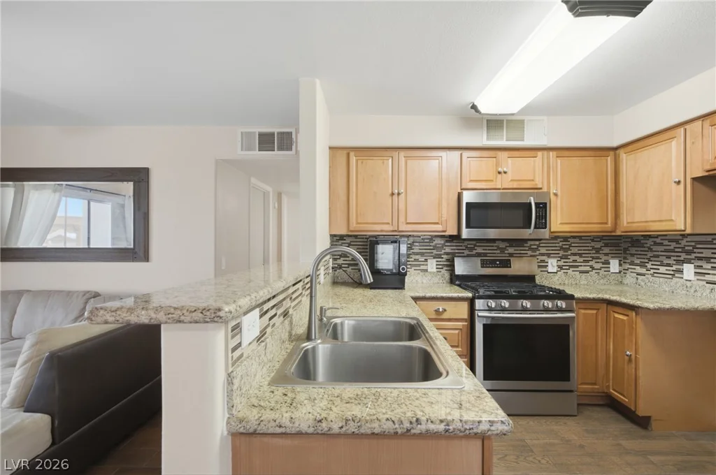5710 Tropicana, Las Vegas, NV 89122