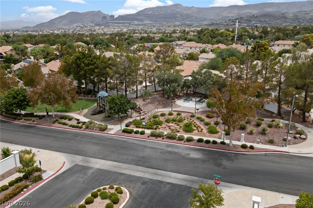 209 Sandpiper Village, Henderson, NV 89012