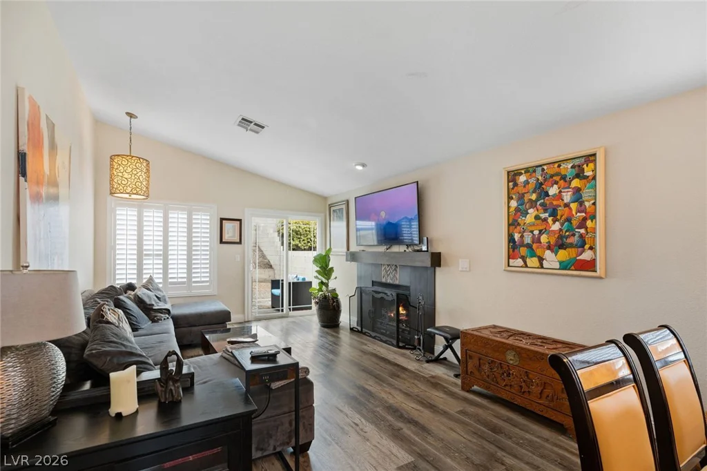 209 Sandpiper Village, Henderson, NV 89012
