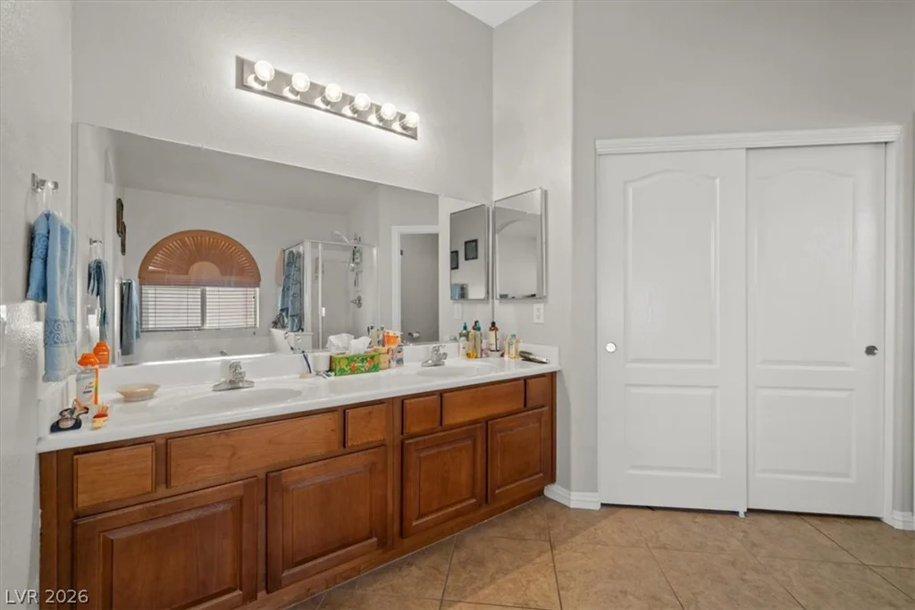 6217 Double Oak, North Las Vegas, NV 89031