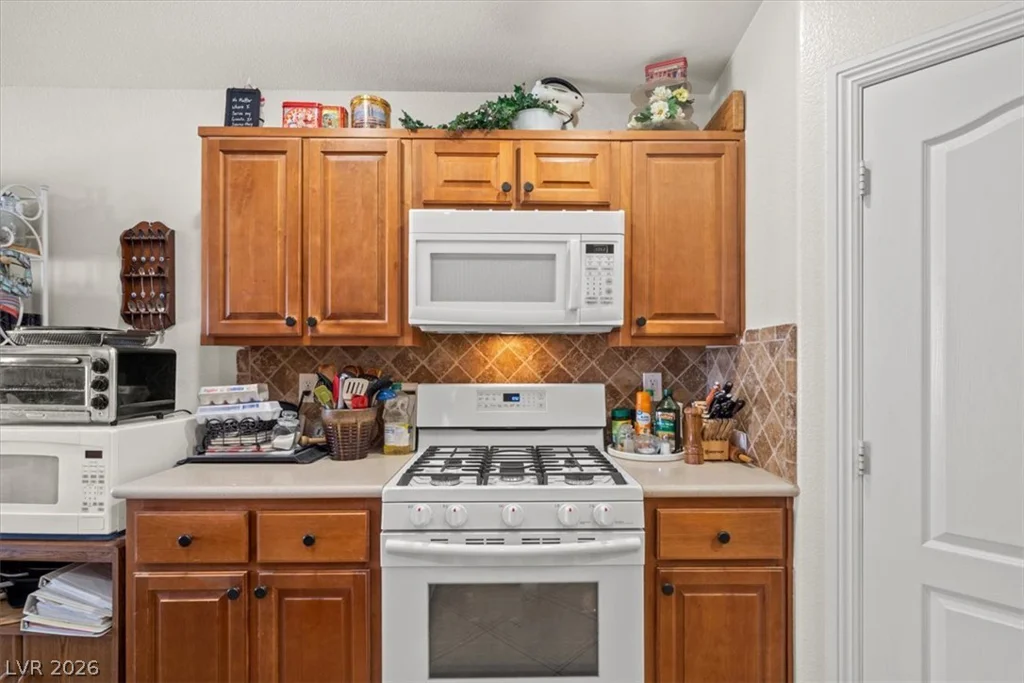 6217 Double Oak, North Las Vegas, NV 89031