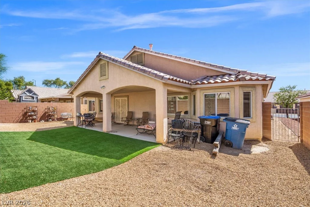6217 Double Oak, North Las Vegas, NV 89031