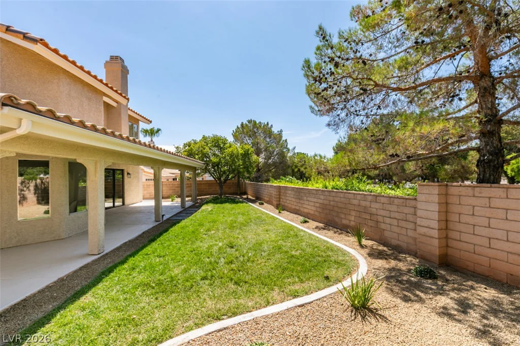 2729 Fire Water, Las Vegas, NV 89117
