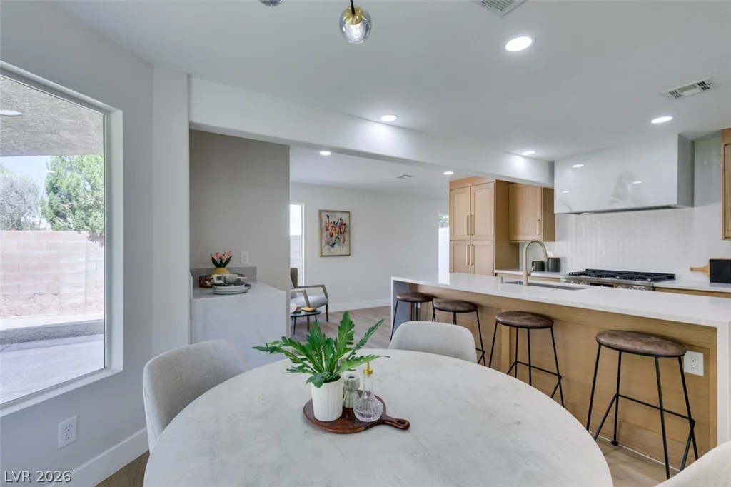 2729 Fire Water, Las Vegas, NV 89117