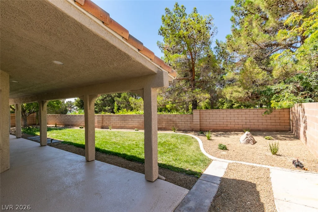 2729 Fire Water, Las Vegas, NV 89117