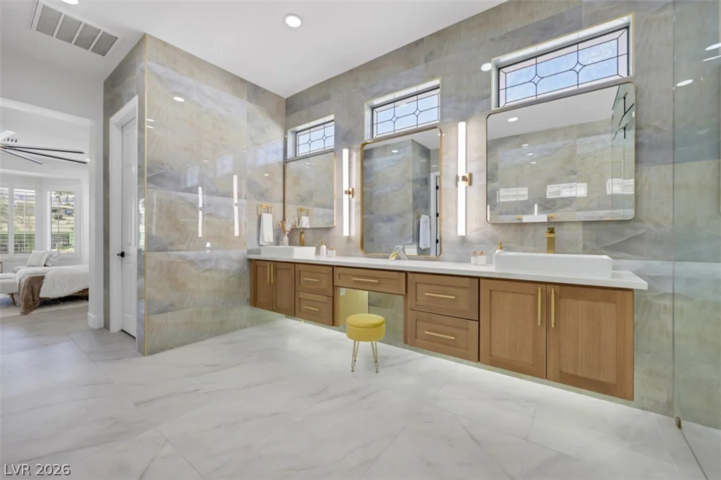 5015 Rivedro, Las Vegas, NV 89135