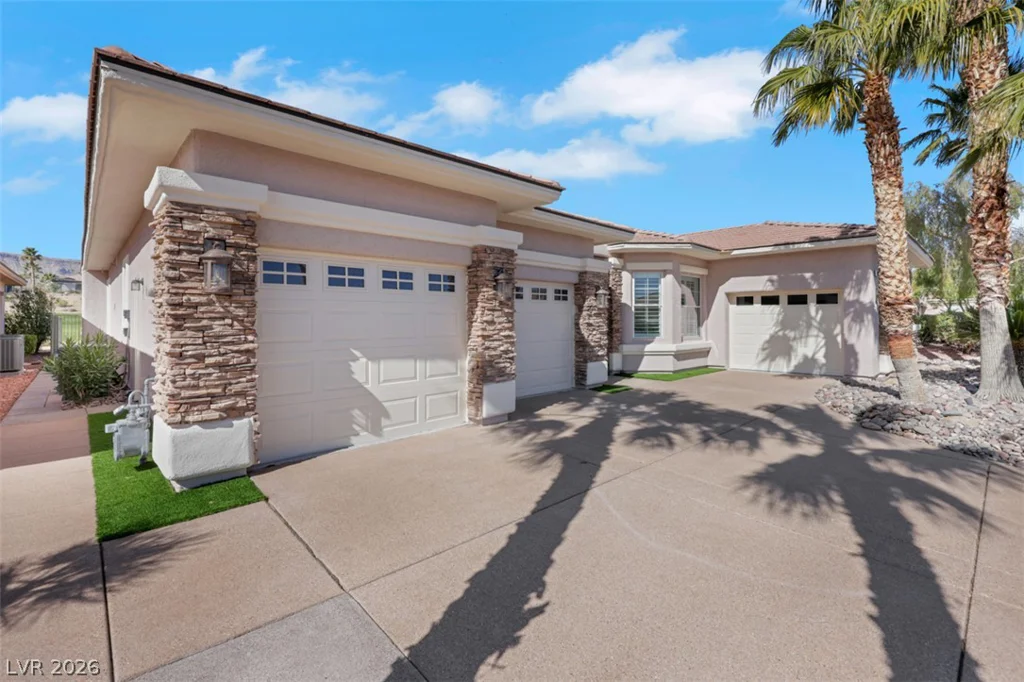 5015 Rivedro, Las Vegas, NV 89135