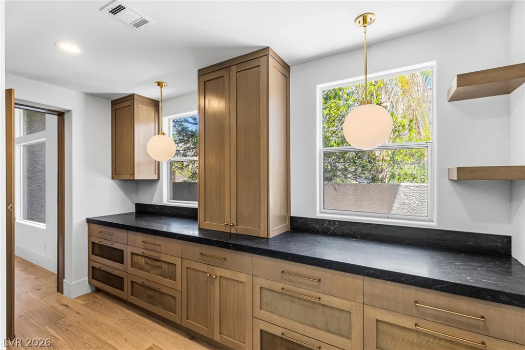 10205 Orkiney, Las Vegas, NV 89144