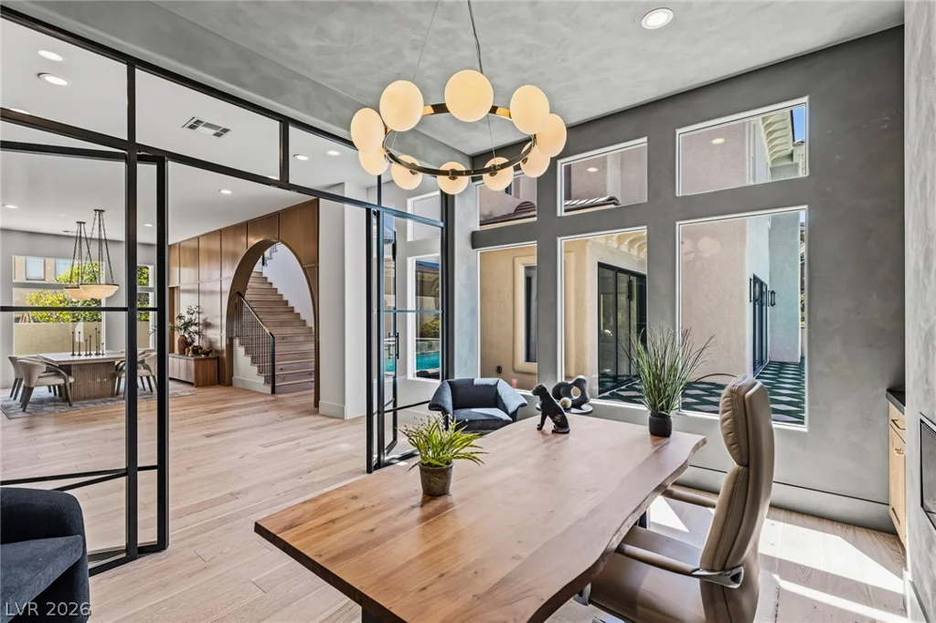 10205 Orkiney, Las Vegas, NV 89144