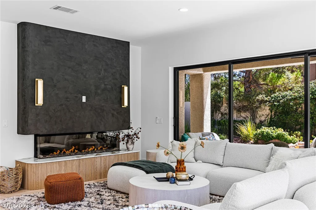 10205 Orkiney, Las Vegas, NV 89144