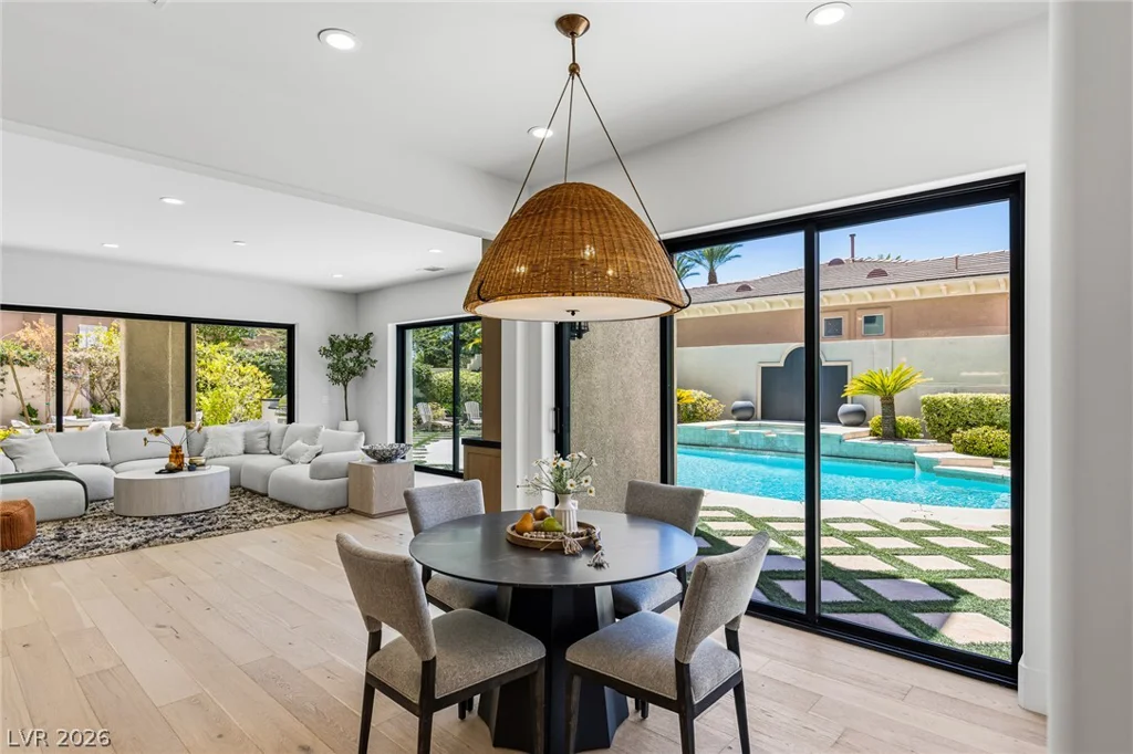 10205 Orkiney, Las Vegas, NV 89144
