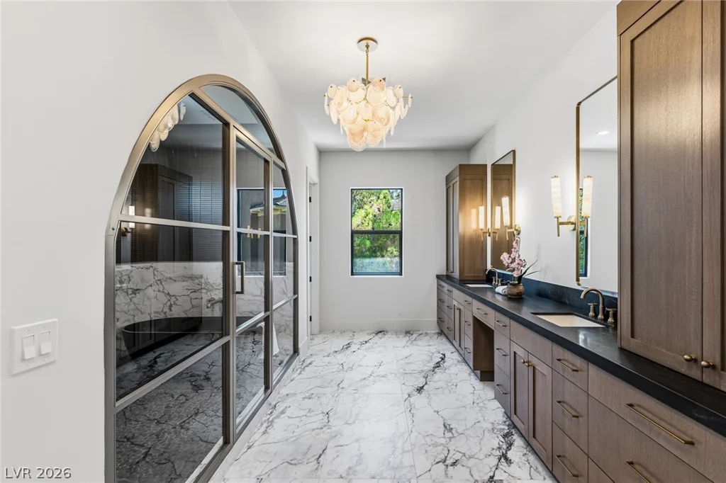 10205 Orkiney, Las Vegas, NV 89144