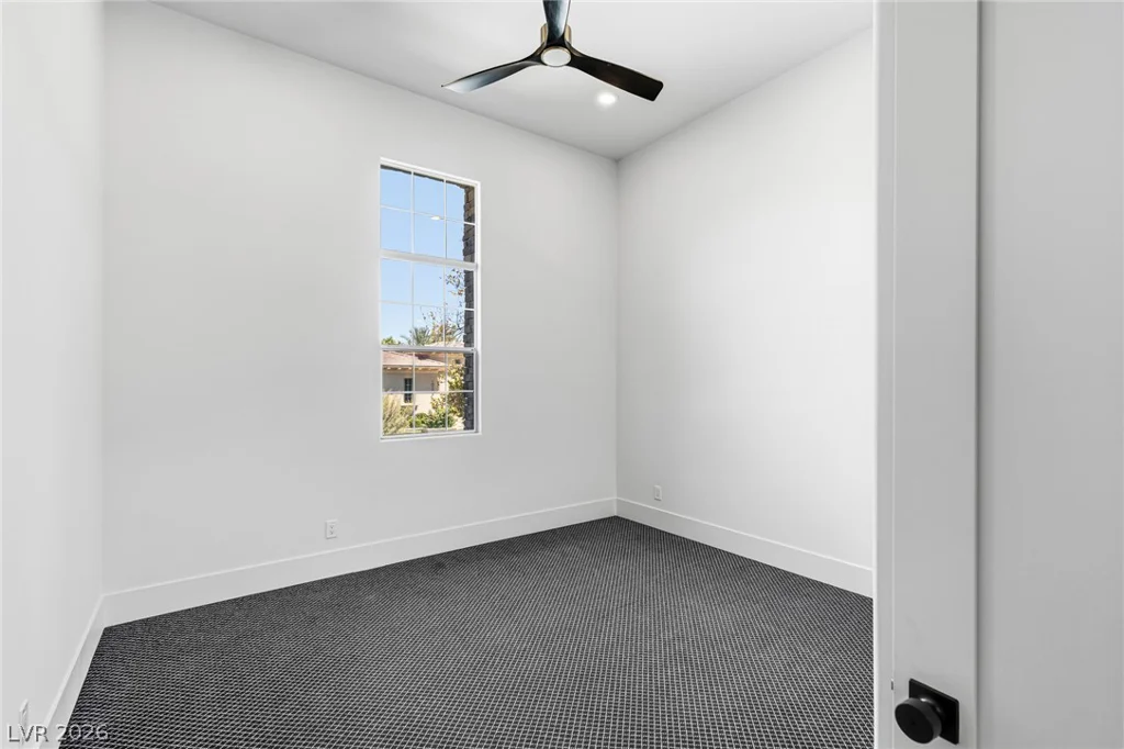 10205 Orkiney, Las Vegas, NV 89144