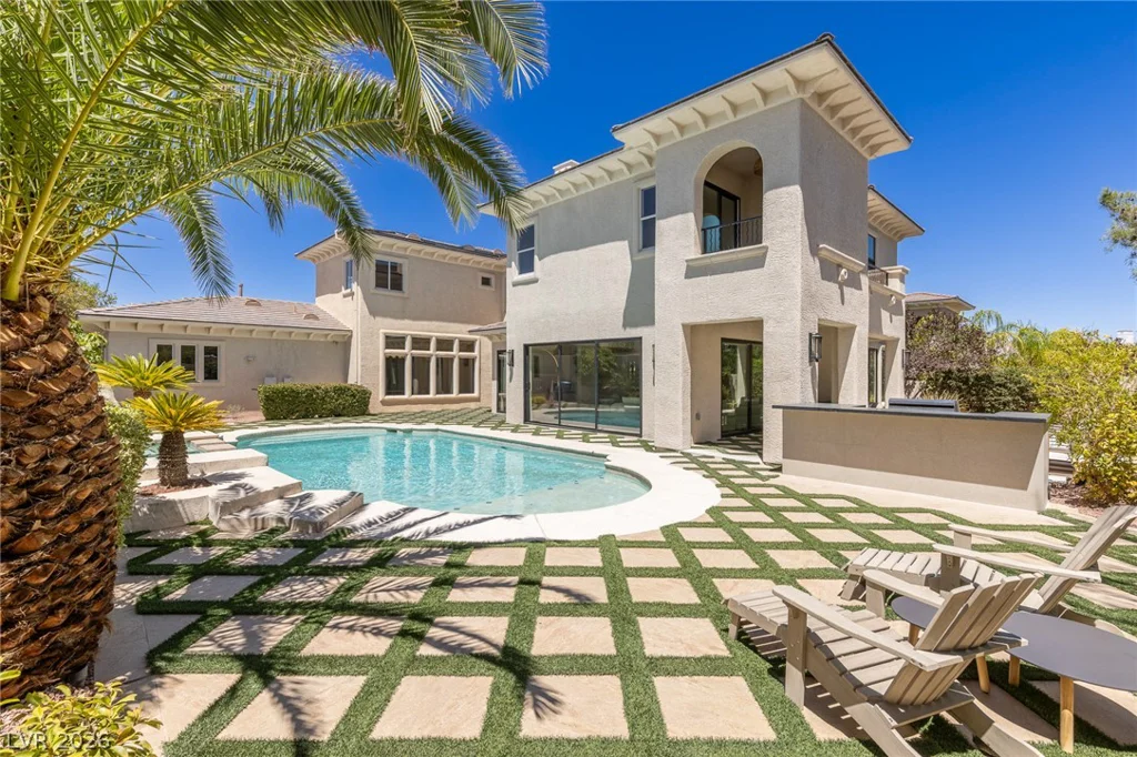 10205 Orkiney, Las Vegas, NV 89144