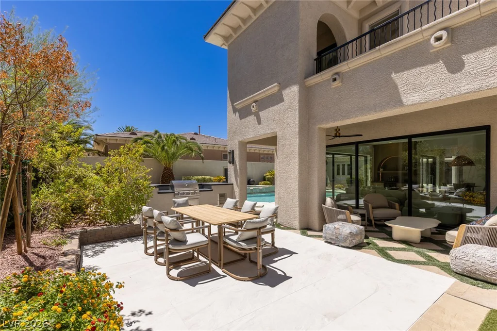 10205 Orkiney, Las Vegas, NV 89144