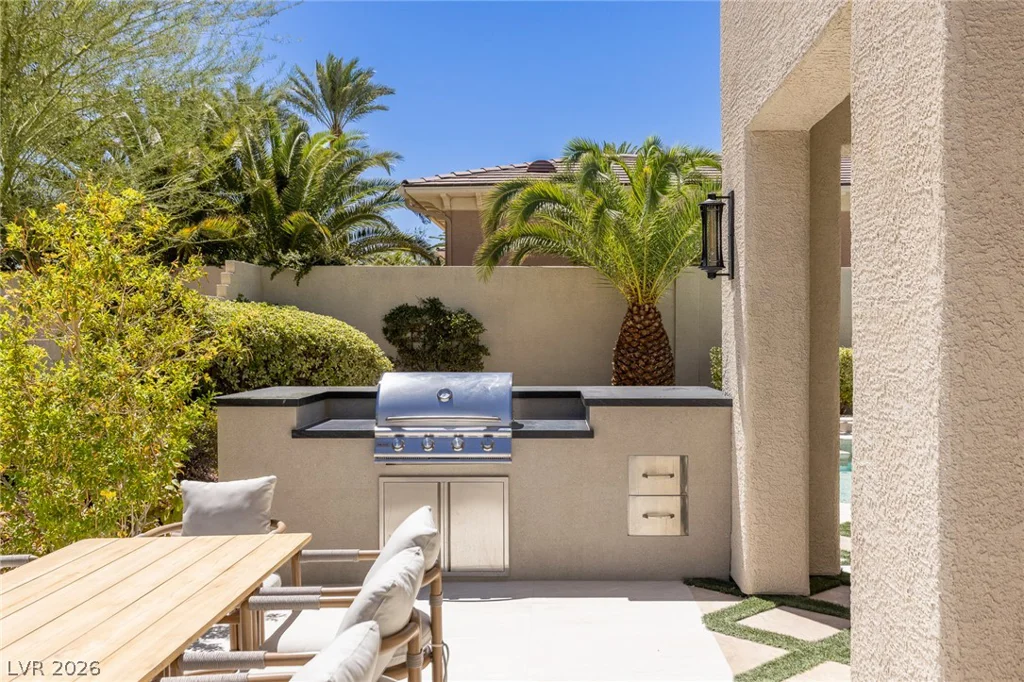 10205 Orkiney, Las Vegas, NV 89144