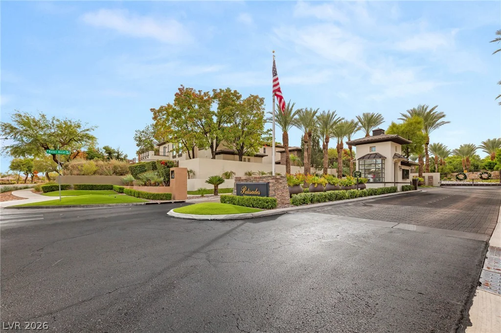 10205 Orkiney, Las Vegas, NV 89144