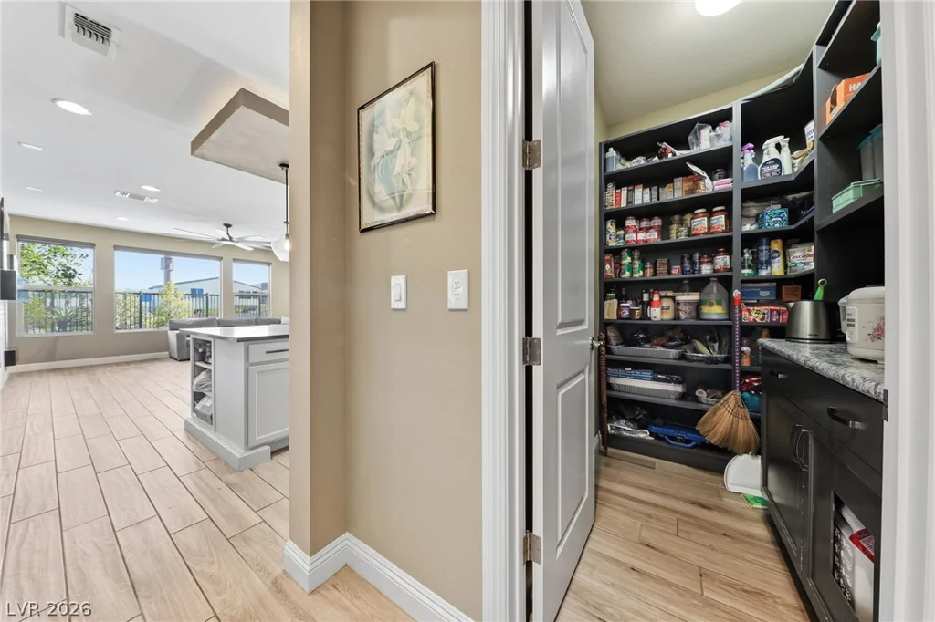 6044 Andezano, Las Vegas, NV 89135
