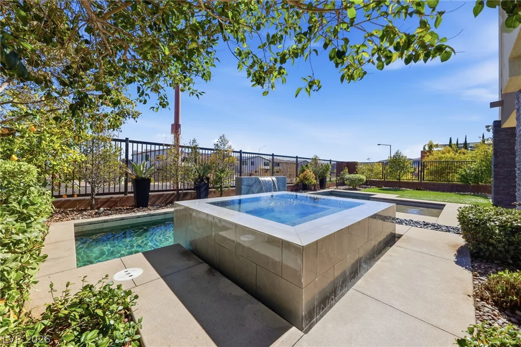 6044 Andezano, Las Vegas, NV 89135