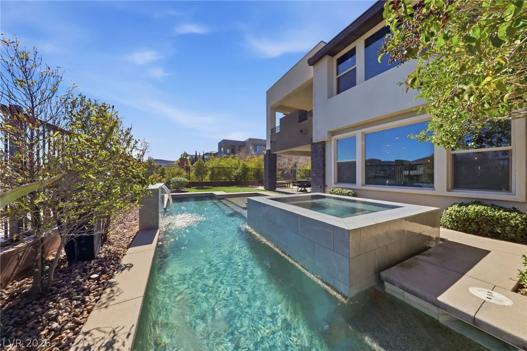 6044 Andezano, Las Vegas, NV 89135