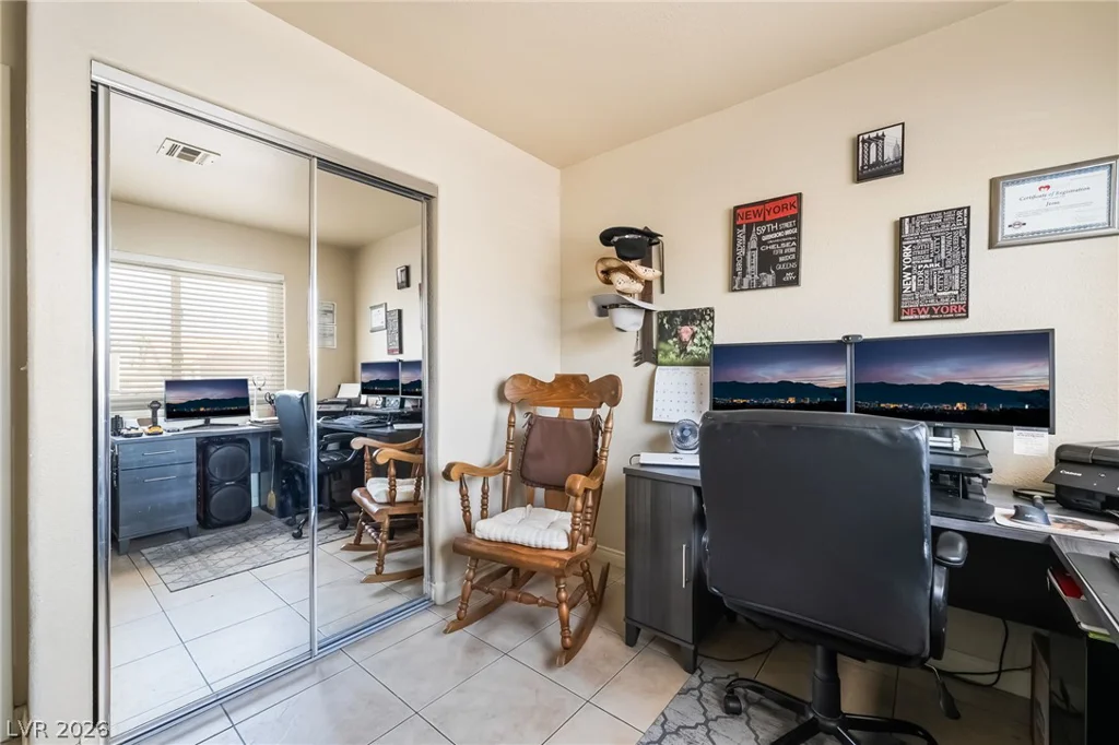 2749 Pinewood, Henderson, NV 89074