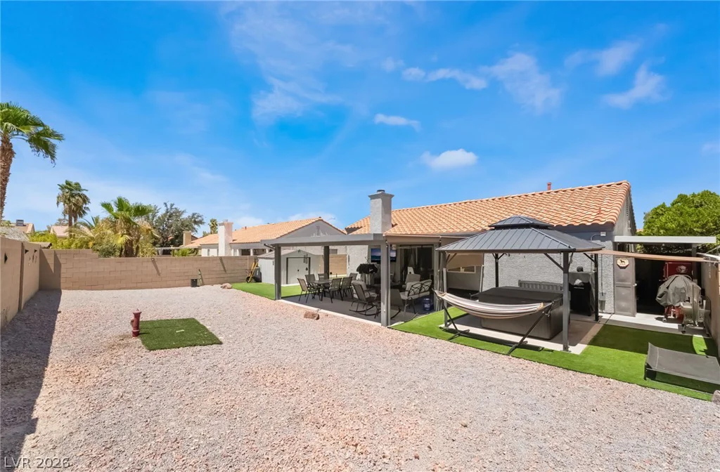 2749 Pinewood, Henderson, NV 89074