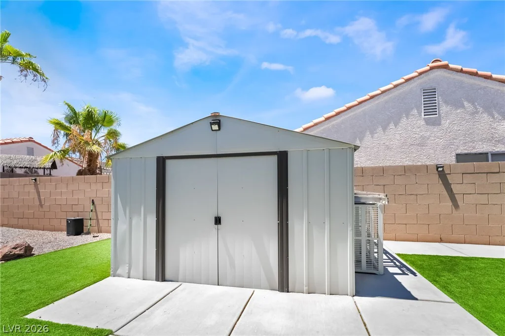 2749 Pinewood, Henderson, NV 89074