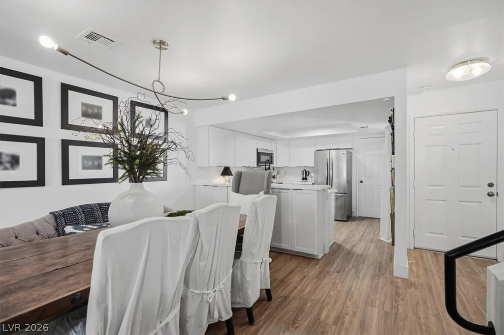 6250 Flamingo, Las Vegas, NV 89103
