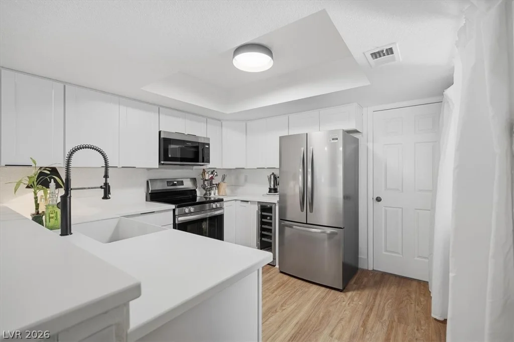 6250 Flamingo, Las Vegas, NV 89103