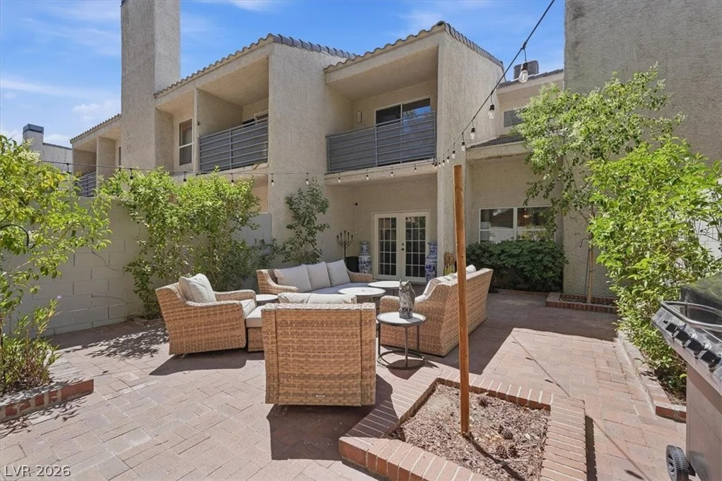 6250 Flamingo, Las Vegas, NV 89103