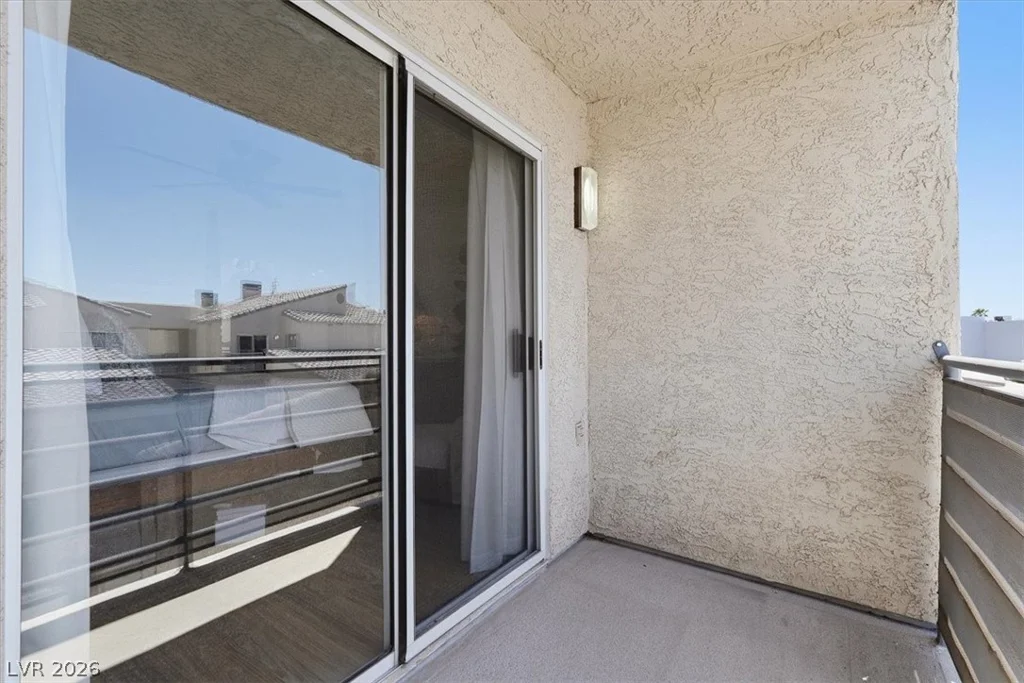 6250 Flamingo, Las Vegas, NV 89103