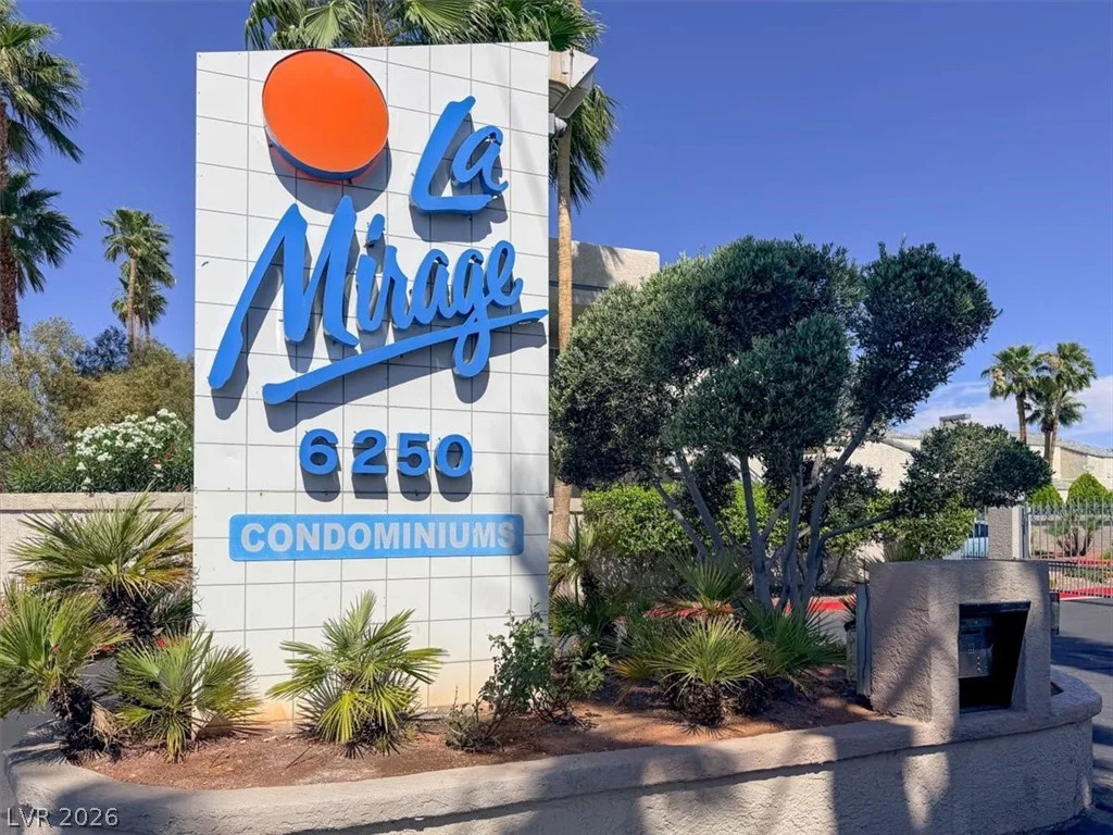 6250 Flamingo, Las Vegas, NV 89103