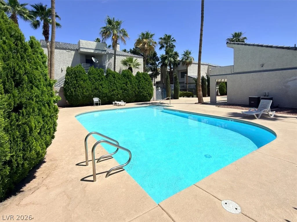 6250 Flamingo, Las Vegas, NV 89103