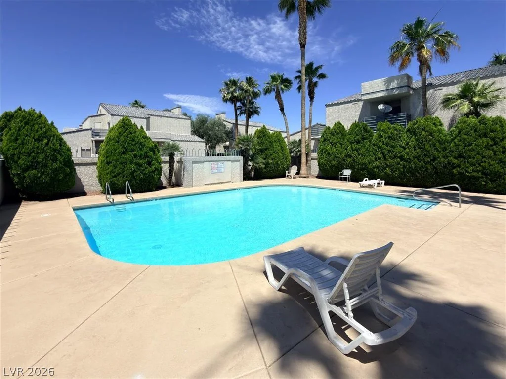 6250 Flamingo, Las Vegas, NV 89103