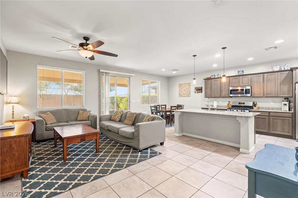 8973 Drummer Bay, Las Vegas, NV 89149