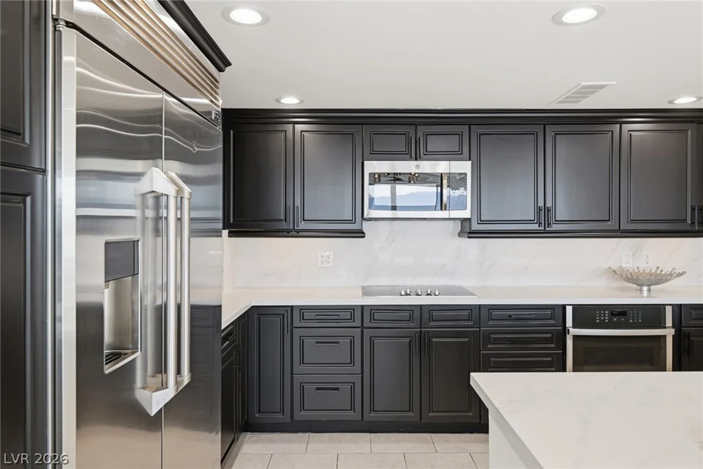 3111 Bel Air, Las Vegas, NV 89109