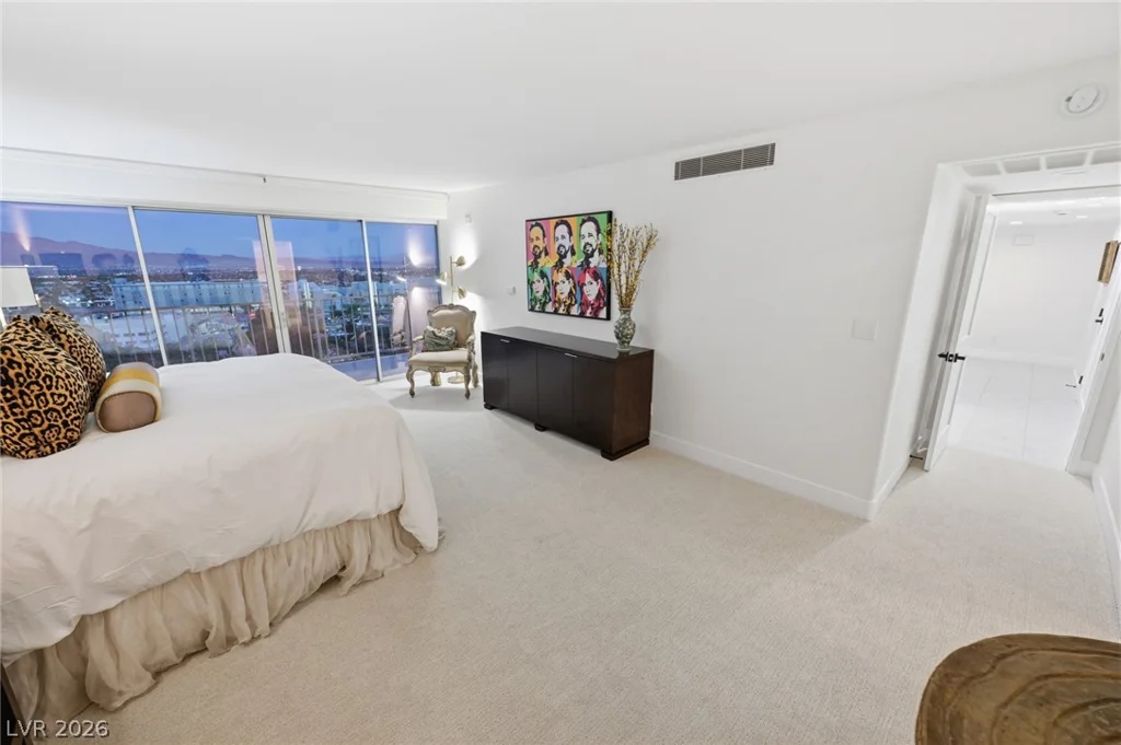 3111 Bel Air, Las Vegas, NV 89109