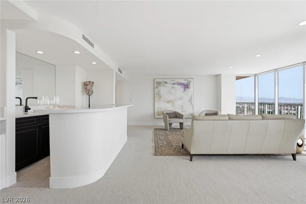 3111 Bel Air, Las Vegas, NV 89109
