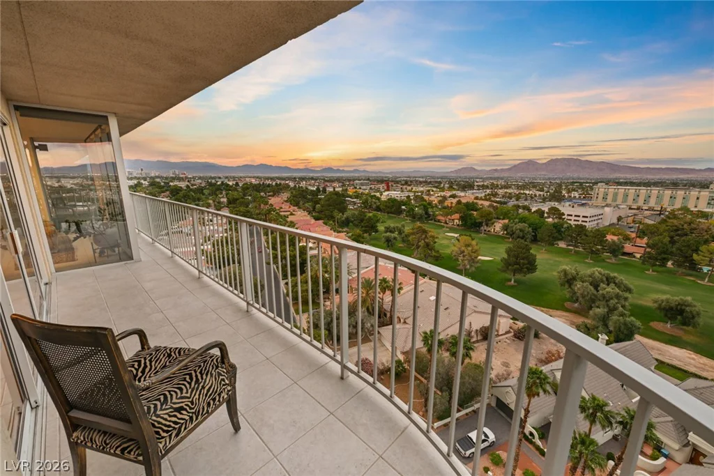 3111 Bel Air, Las Vegas, NV 89109