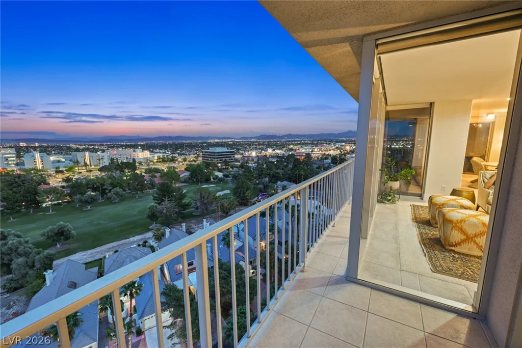 3111 Bel Air, Las Vegas, NV 89109