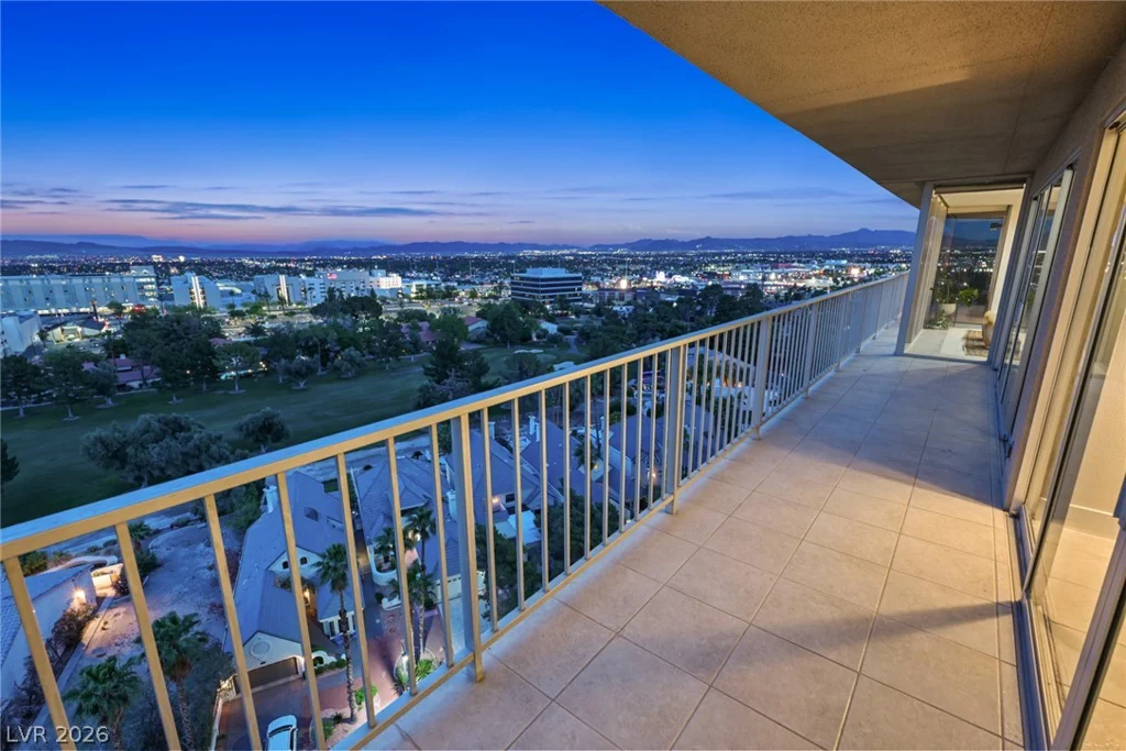 3111 Bel Air, Las Vegas, NV 89109