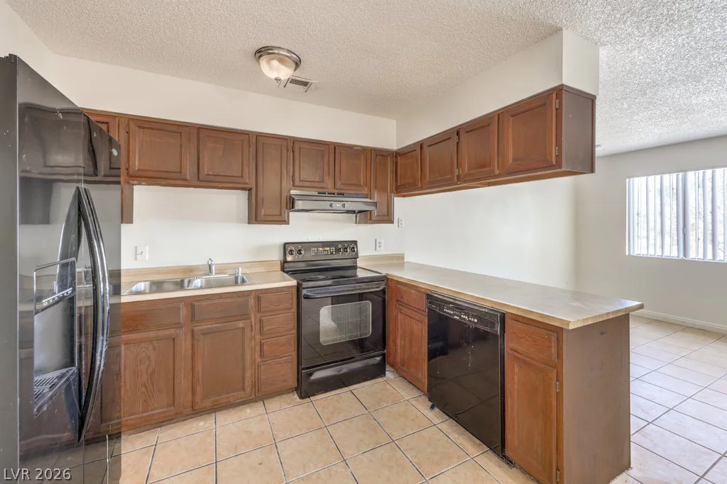 6979 Issac, Las Vegas, NV 89156