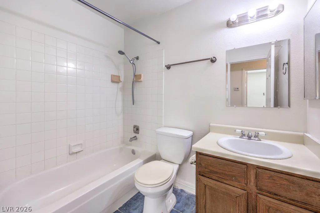 6979 Issac, Las Vegas, NV 89156
