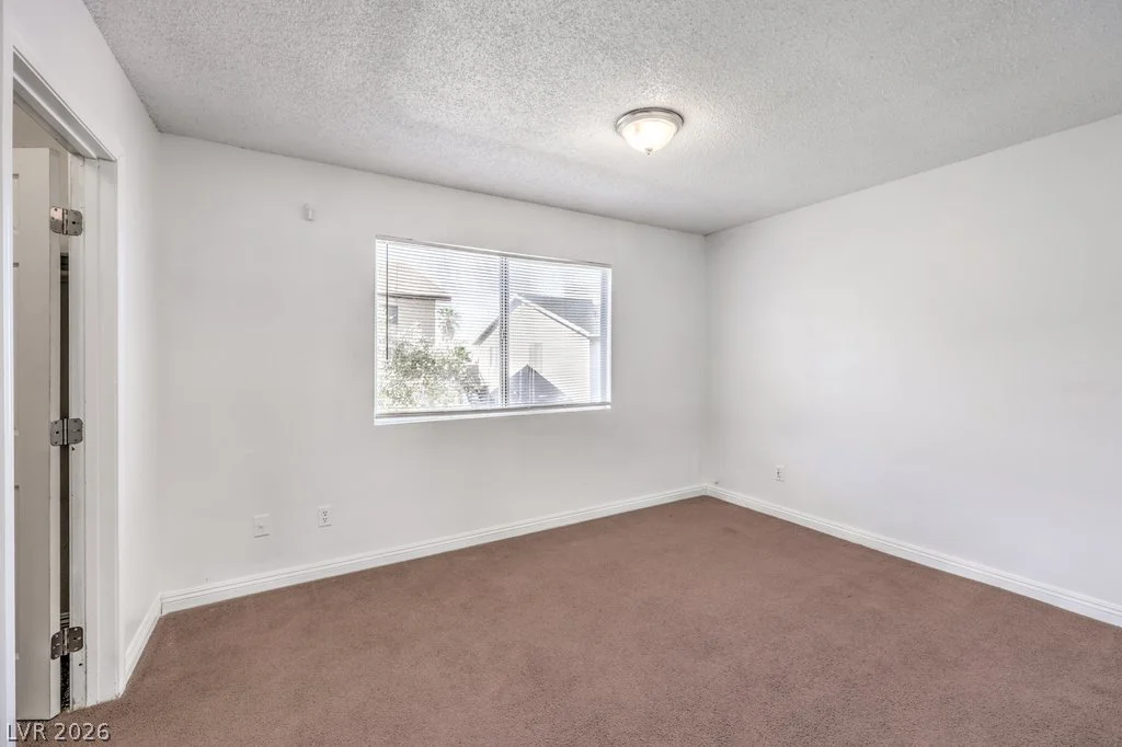 6979 Issac, Las Vegas, NV 89156