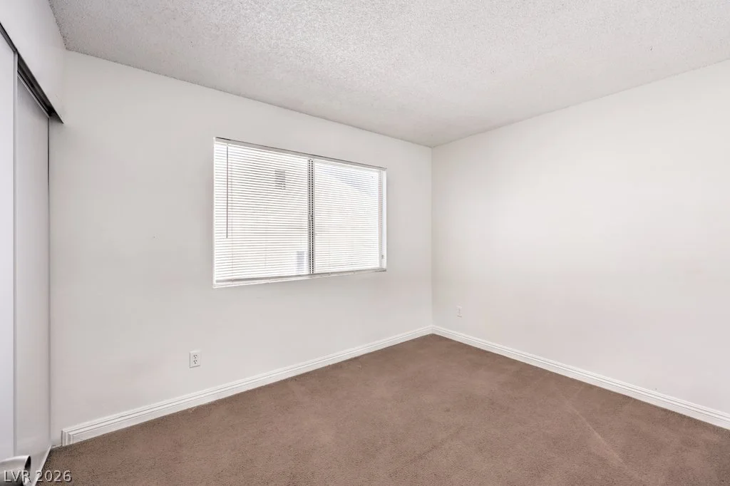6979 Issac, Las Vegas, NV 89156