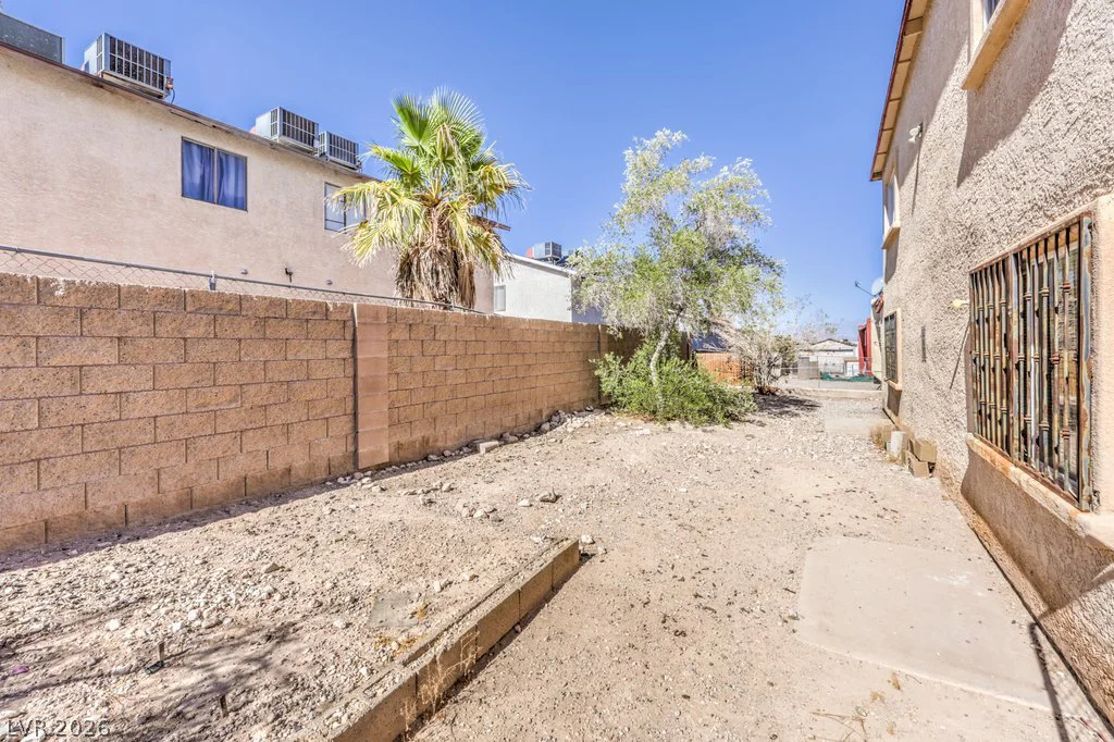 6979 Issac, Las Vegas, NV 89156