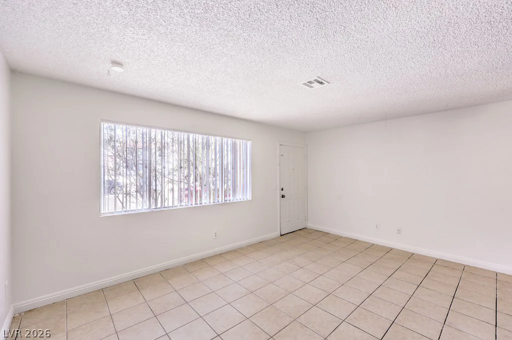 6979 Issac, Las Vegas, NV 89156